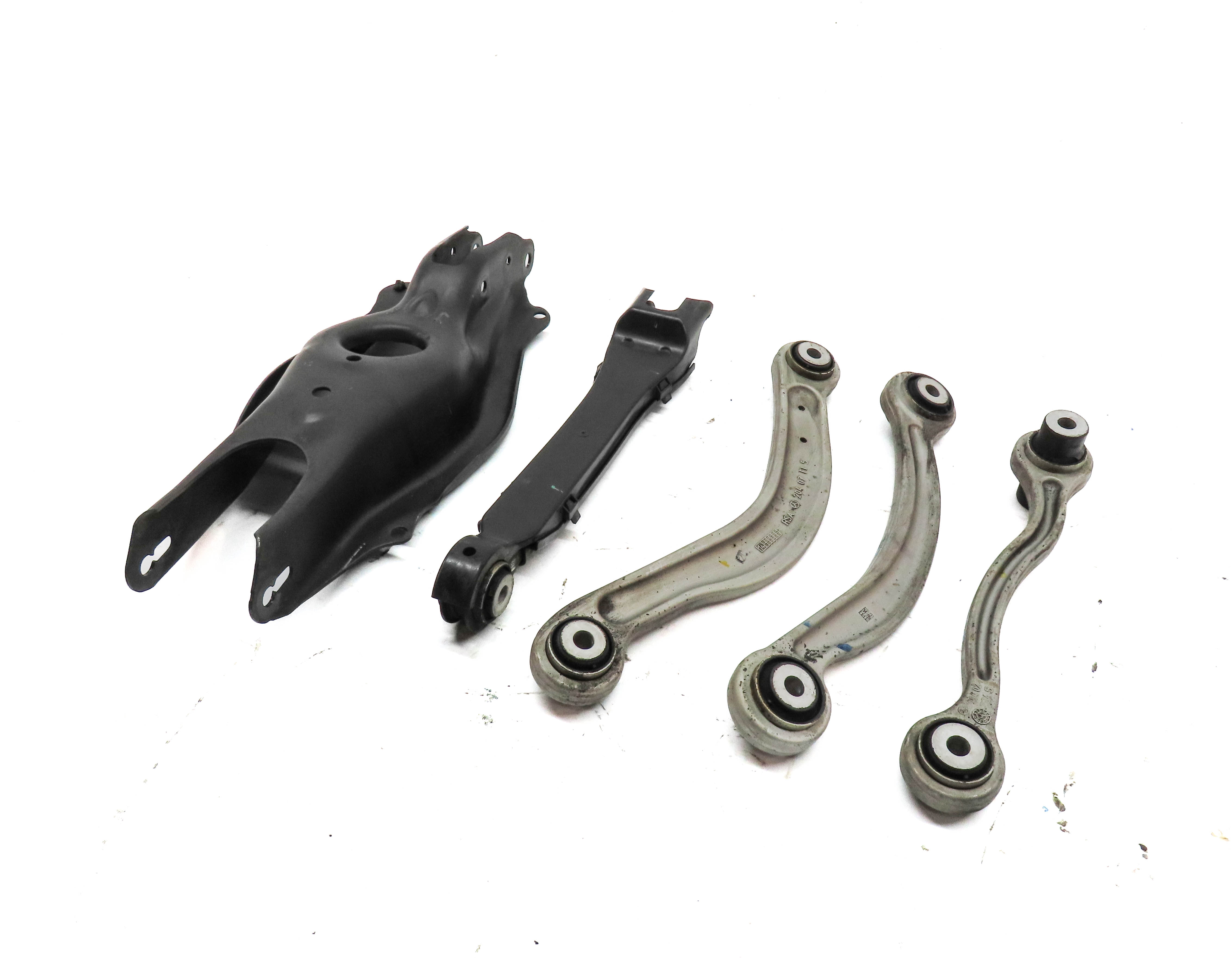2015 MERCEDES C300 (W205) REAR RIGHT PASSENGER CONTROL ARM SET/ 5 — exact item pictured